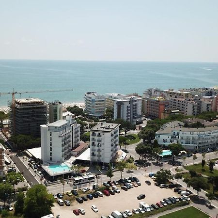 Residence Alla Rotonda ليدو دي يسولو المظهر الخارجي الصورة