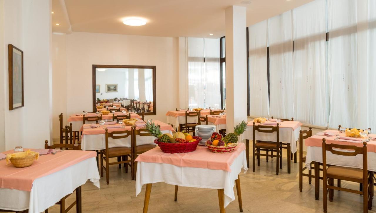 Residence Alla Rotonda ليدو دي يسولو المظهر الخارجي الصورة