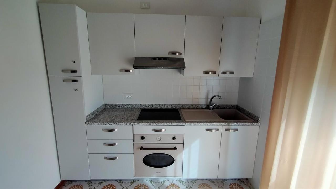Residence Alla Rotonda ليدو دي يسولو الغرفة الصورة